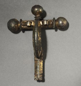 クロスボウ腓骨、350〜400年頃 作： Gallo Roman