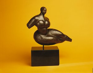 フローティングヌード 作： Gaston Lachaise