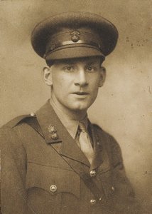 詩人ジークフリード・ロレイン・サスーンの肖像 1886-1967 , 1915. 作： George Charles Beresford