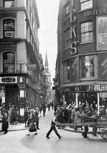 チープサイド、ロンドン市、1920 年代 作： George Davison Reid