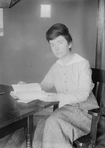 マーガレットサンガー、1916年頃 作： George Grantham Bain