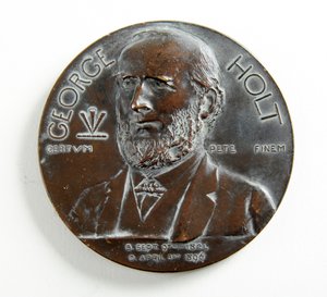 リバプール大学 ジョージ・ホルト・メダル（生理学部門 作： George James Frampton