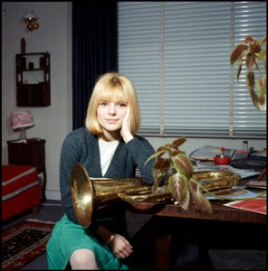 France Gall アットホーム、パリ 作： Bartolome Esteban and studio Murillo