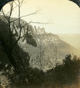 カトゥーンバとジェイミソン盆地、ブルーマウンテン、ニューサウスウェールズ、オーストラリア、1908年。 作： George Rose