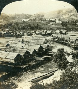 エラヴァリアの村、ブリティッシュニューギニア、c1909。