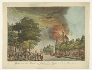 1822 年 9 月 18 日、アムステルダムのシンゲル通りにある新ルーテル教会での火災 アムステルダムの Luthersche Nieuwe Kerk のブランドのビュー (オブジェクトのタイトル)