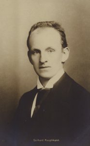 ゲルハルト・ハウプトマン（1862～1946）、ドイツの劇作家、小説家（モノクロ写真）