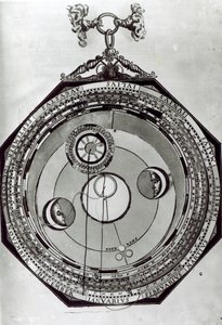 1540年のペトルスアピアヌスによる天文学の帝王切開からのイラストの後の、おそらく月の周期を示しているボルベル 作： German School