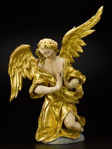 崇拝する天使、c.1735-1760（木、多色、金箔） 作： German School