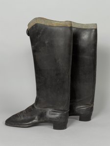 コンノート公爵殿下が着用した第3フォン・ジーテン・ハッサーズのブーツ、1914年以前（ブーツ 作： German School