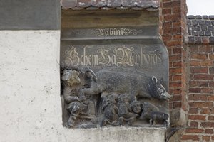 ユデンサウを描いた彫刻、1440年頃（石材 作： German School