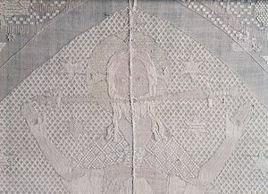 14世紀後半の黙示録のキリストとの祭壇布の詳細（リネン） 作： German School