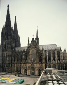 ゴシック・アート。1248年から1560年にかけて建設されたケルン大聖堂の様子。ドイツ 作： German School