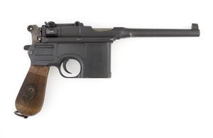 Mauser C96 9mmセルフローディングピストル、9mm Parabellumに改造された輸出モデル（pistol, self-loading, Mauser, 9 mm C96 conversion）。 作： German School