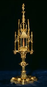 十字架のある聖遺物箱、アウグスブルク、c.1490（金と木）