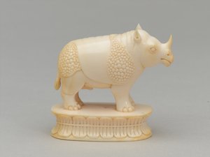 白いビショップ、チェスの駒、インド、1820年頃 作： Geskel Saloman