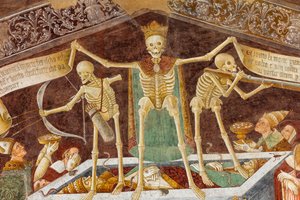 死んだ教皇と皇帝が横たわる石棺の上に立つ死、死の勝利と死の踊りの詳細 作： Giacomo Borlone de Buschis
