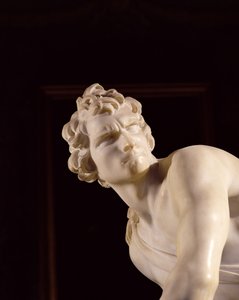 ダビデ、1623-24 作： Gian Lorenzo Bernini