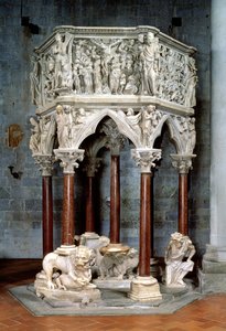 劇的なレリーフを備えた六角形の説教壇、1297年頃（大理石）