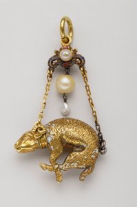 金の羊毛騎士団のペンダント