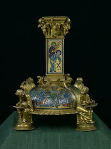 サンベルタン修道院の聖ベルタンの十字架の底、1180年頃（金色のブロンズとシャンパンエナメル）（232624-25と232839も参照）