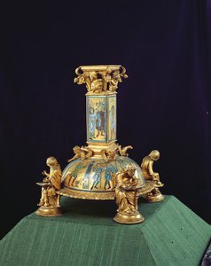 サンベルタン修道院の聖ベルタン十字架の底、1180年頃（金色のブロンズとシャンプーエナメル）（204570と232624-25も参照）