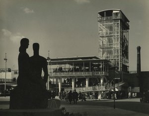 フェスティバル・オブ・ブリテン 1951 作： Godfrey Macdominic