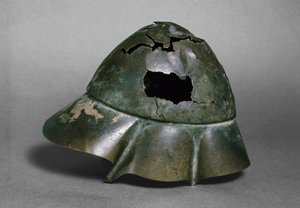 「仲間の騎兵」のヘルメット、ボエティアン、おそらく紀元前4世紀（ブロンズ）（126299も参照）