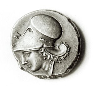 ヘラクレスのディドラクマ：アテナを描いた表側（金属） 作： Greek School