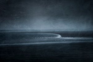  作： 