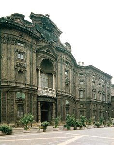 カリニャーノ宮殿のファサード（写真） 作： Guarino Guarini