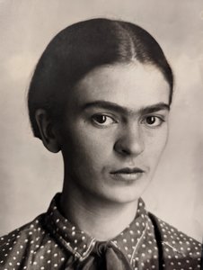 フリーダ・カーロ 作： Guillermo Kahlo