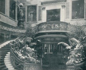 バッキンガム宮殿の大階段、c1899、1901 作： HN King