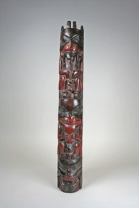 トーテムポールモデル 作： Haida