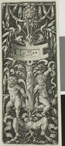 サテュロスの脚の上に立つ二人の裸体の少年をあしらった装飾パネル 作： Heinrich Aldegrever