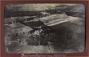 第一次世界大戦：「1914年から1916年にかけてのドイツ軍侵攻時のウクライナ。航空写真（モノクロ写真 作： Heldenfriedhof Dsessentniki (attr. to)