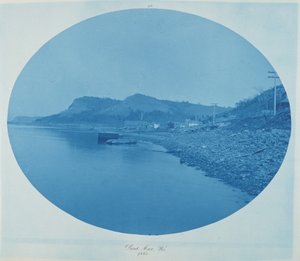 1885年、ウィスコンシン州バッド・アックス（写真）