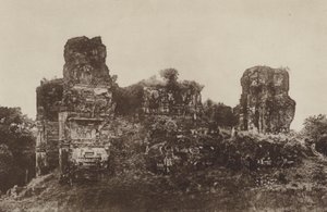 セイロンの荒廃した都市: ジェタワナラマ、北から (白黒写真) 作： Henry W. Cave