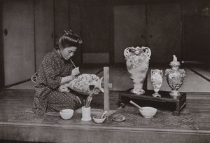 陶器の絵師（モノクロ写真 作： Herbert Ponting