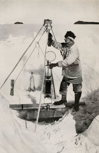 EWネルソンとナンセンピーターセンの断熱ウォーターボトル、c1911、1913