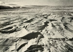 1913年2月21日、1913年、サストルギ 作： Herbert Ponting