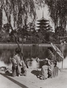 弘福寺の塔（モノクロ写真 作： Herbert Ponting