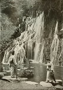 湯本に降る宝石の滝、1910年。
