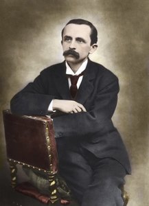 1893年にバローが撮影したJ.M.Barrieの肖像 - James Matthew Barrie (1860-1937), Scottish writer, creator of Peter Pan - カラー写真。