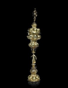 メディンゲンミネルバカップ、1650年頃（シルバー＆ヴェルメイユ） 作： Hinrich Ohmssen