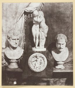 彫刻 作： Hippolyte Bayard