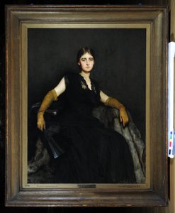 Entranced, or Lady in Black 作： Hubert von Herkomer