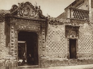 メキシコ：首都北東部のコロニアル時代の家（モノクロ写真） 作： ウーゴ・ブレーメ