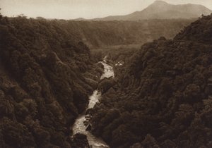 メキシコ：オリサバ、カナダ（モノクロ写真） 作： ウーゴ・ブレーメ