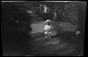 トム・シンバーグ・ニエメンティエッラ 作： Hugo Simberg